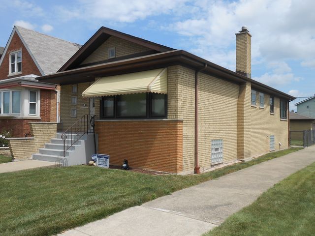 6059 S MASSASOIT Avenue, Chicago, IL 60638