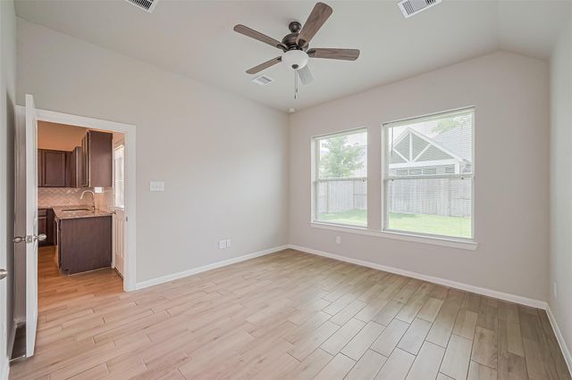 21590 Jordan Pond Ridge, Porter, TX 77365