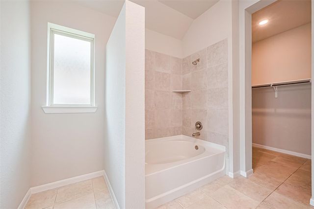 21590 Jordan Pond Ridge, Porter, TX 77365