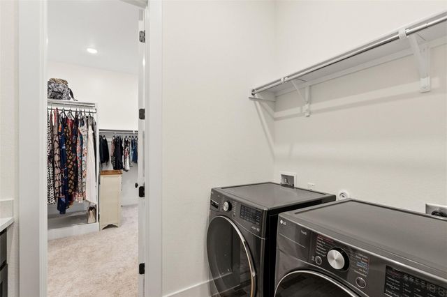 542 Running Bird RD, Austin, TX 78737