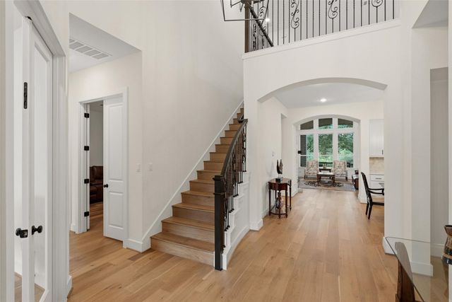 542 Running Bird RD, Austin, TX 78737
