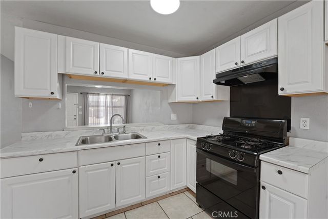 1682 Sycamore, Perris, CA 92570