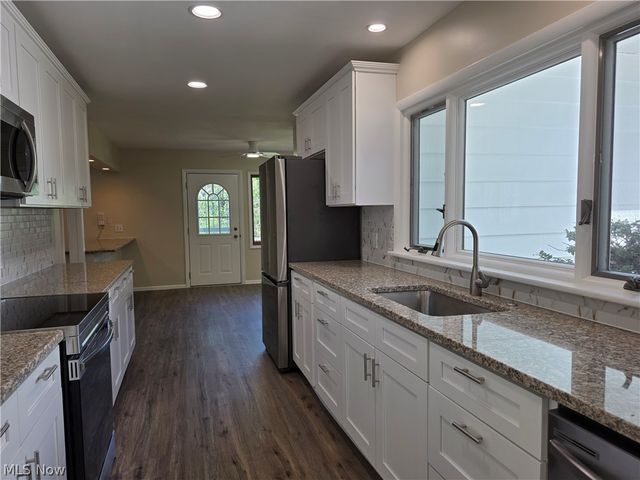 7156 Walton Road, Walton Hills, OH 44146
