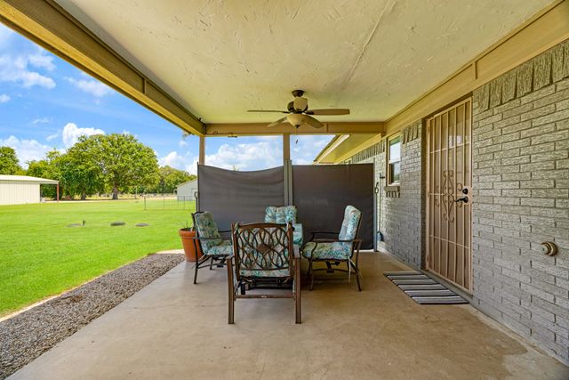 1723 FARM ROAD 2121, Paris, TX 75462