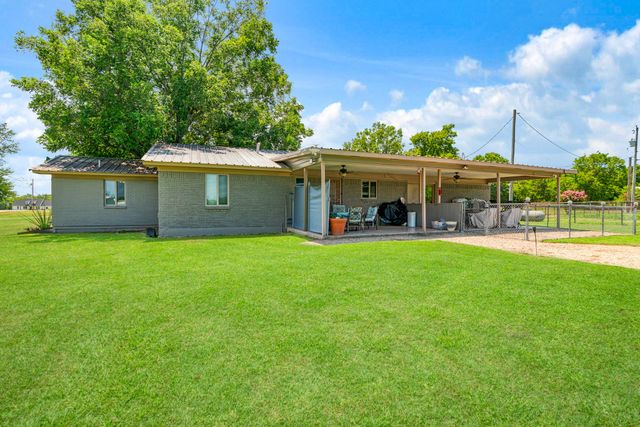 1723 FARM ROAD 2121, Paris, TX 75462