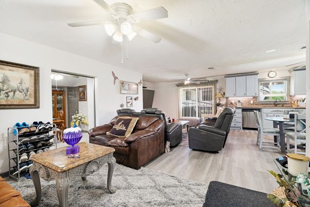 1723 FARM ROAD 2121, Paris, TX 75462
