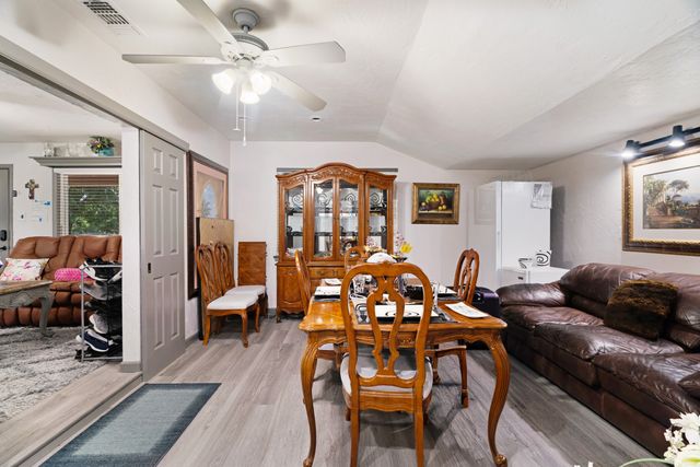 1723 FARM ROAD 2121, Paris, TX 75462