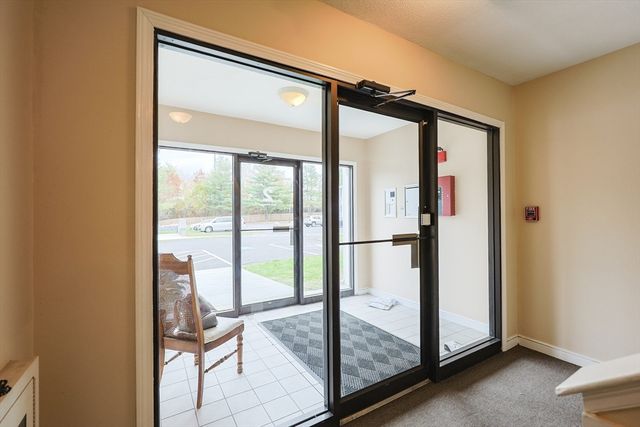 450 Somerset Ave 2-7, Taunton, MA 02780