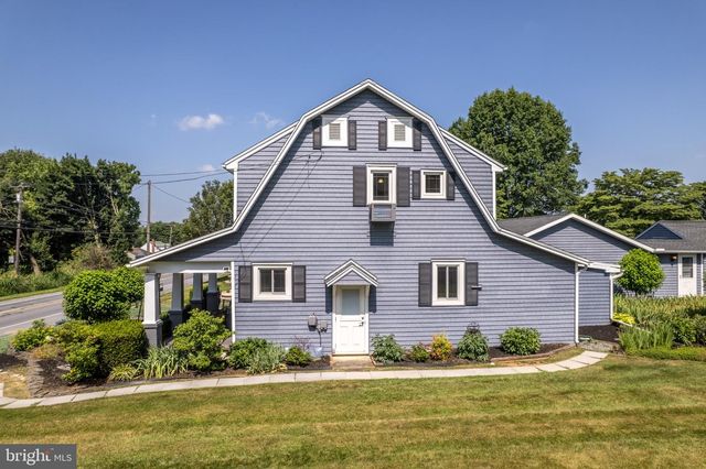 365 W MAIN STREET, Fayetteville, PA 17222
