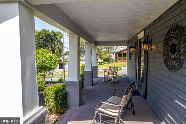 365 W MAIN STREET, Fayetteville, PA 17222