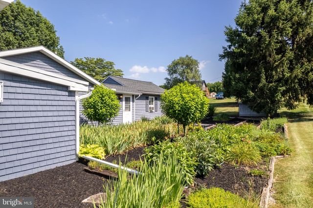 365 W MAIN STREET, Fayetteville, PA 17222