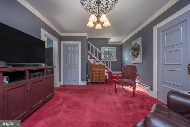 365 W MAIN STREET, Fayetteville, PA 17222