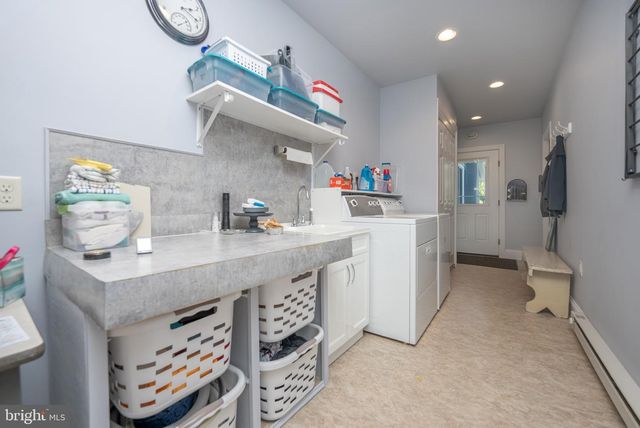 365 W MAIN STREET, Fayetteville, PA 17222