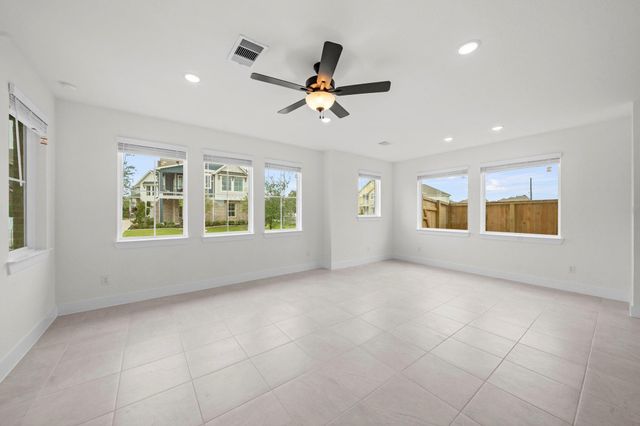 7607 Swooping Swallow Lane, Katy, TX 77493