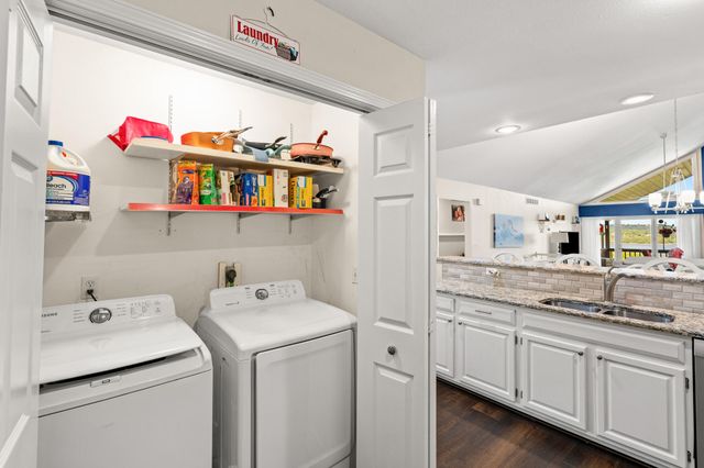 219 Point Seven Road 10, Kimberling City, MO 65686