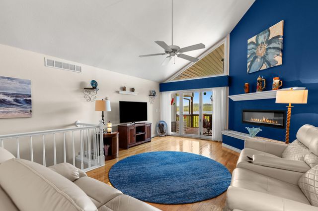 219 Point Seven Road 10, Kimberling City, MO 65686