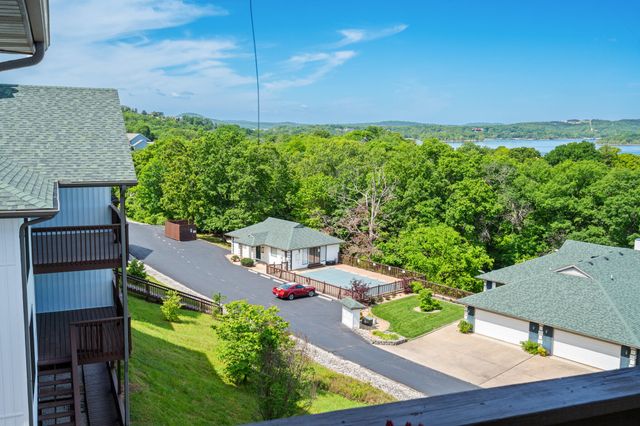 219 Point Seven Road 10, Kimberling City, MO 65686