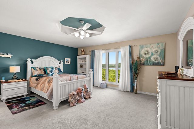 219 Point Seven Road 10, Kimberling City, MO 65686