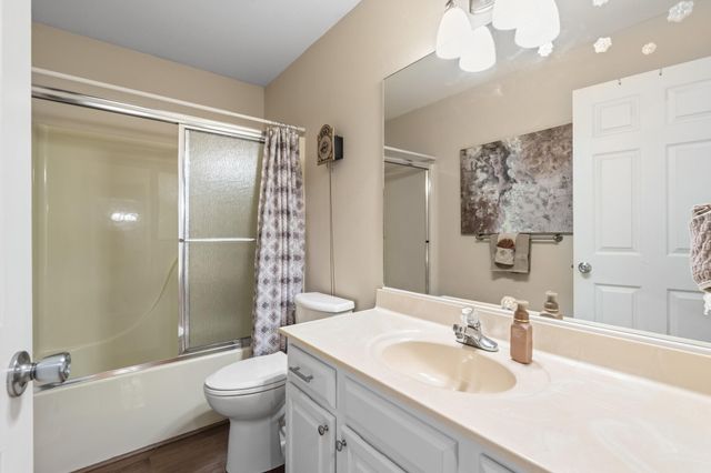 219 Point Seven Road 10, Kimberling City, MO 65686