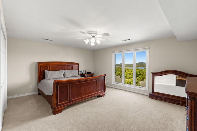 219 Point Seven Road 10, Kimberling City, MO 65686