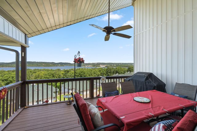 219 Point Seven Road 10, Kimberling City, MO 65686