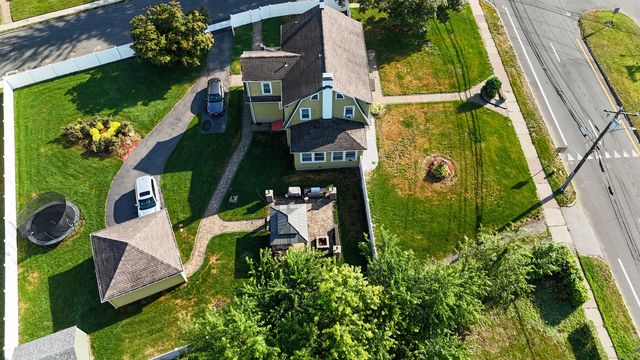 1589 Main Street, East Hartford, CT 06108