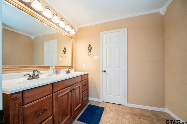110 Cheryl St, Longview, TX 75604