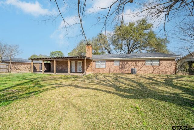 110 Cheryl St, Longview, TX 75604