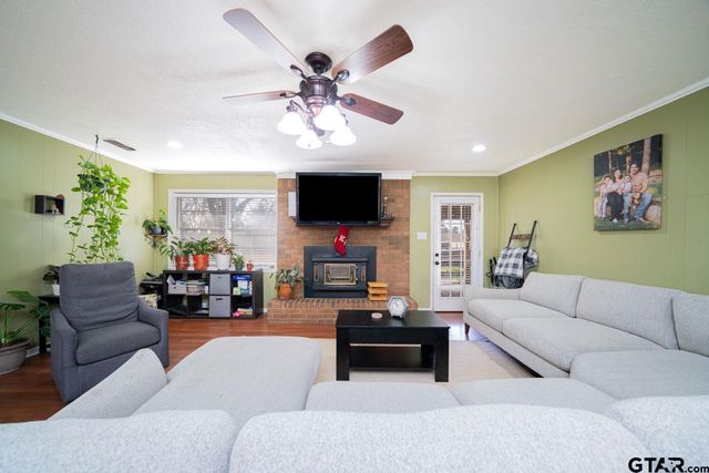 110 Cheryl St, Longview, TX 75604