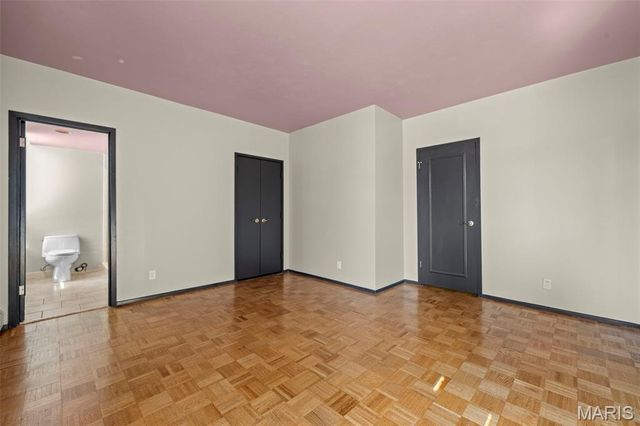 200 S Brentwood Boulevard 6F, St Louis, MO 63105