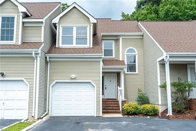 303 Bridge XING, Yorktown, VA 23692