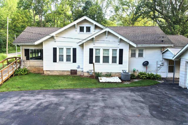 2996 Dixie Highway, Bedford, IN 47421