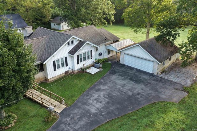 2996 Dixie Highway, Bedford, IN 47421