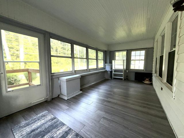 2996 Dixie Highway, Bedford, IN 47421