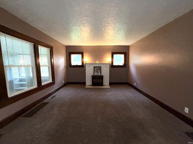 2996 Dixie Highway, Bedford, IN 47421