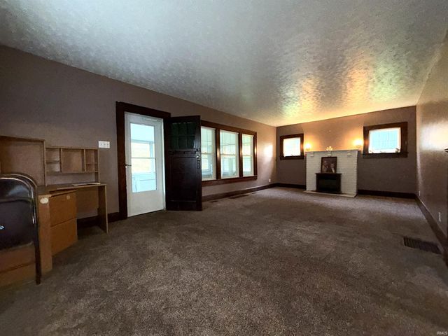 2996 Dixie Highway, Bedford, IN 47421