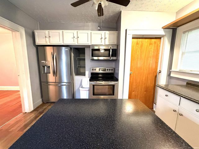 2996 Dixie Highway, Bedford, IN 47421