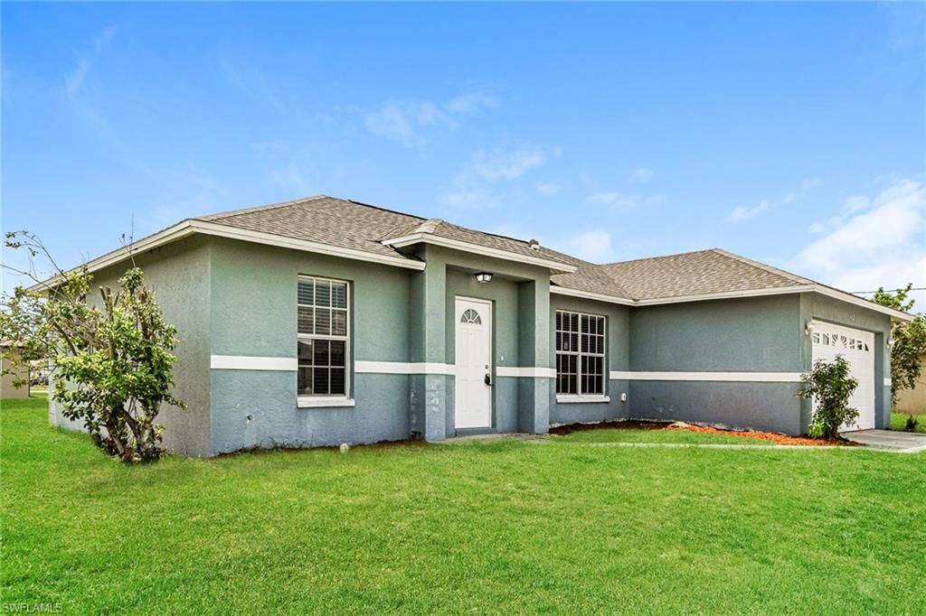 113 Blackstone DR, FORT MYERS, FL 33913 — photo 2
