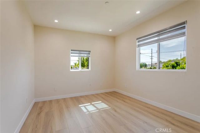 11112 Emelita Street, North Hollywood, CA 91601