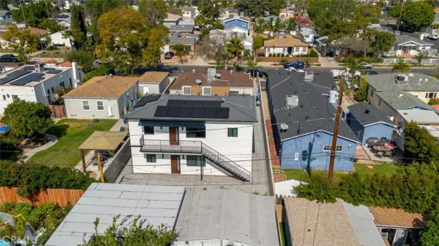 11112 Emelita Street, North Hollywood, CA 91601
