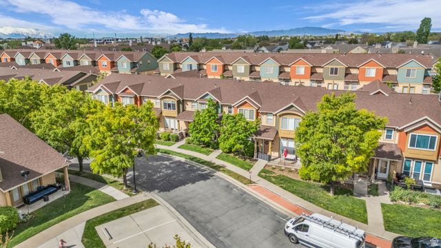 943 FARMINGTON XING, Farmington, UT 84025
