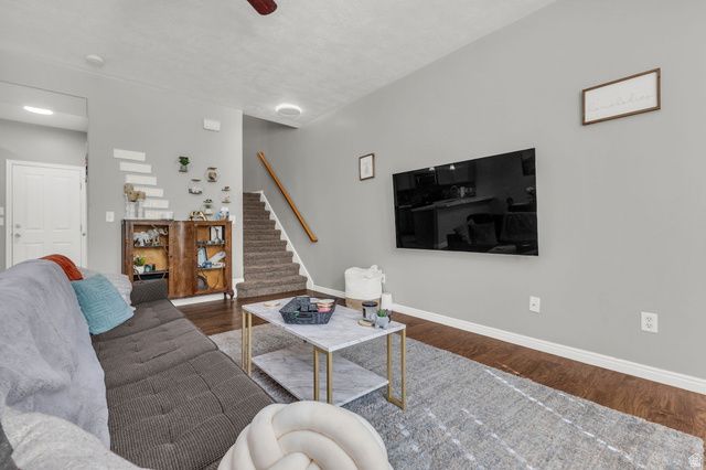 943 FARMINGTON XING, Farmington, UT 84025