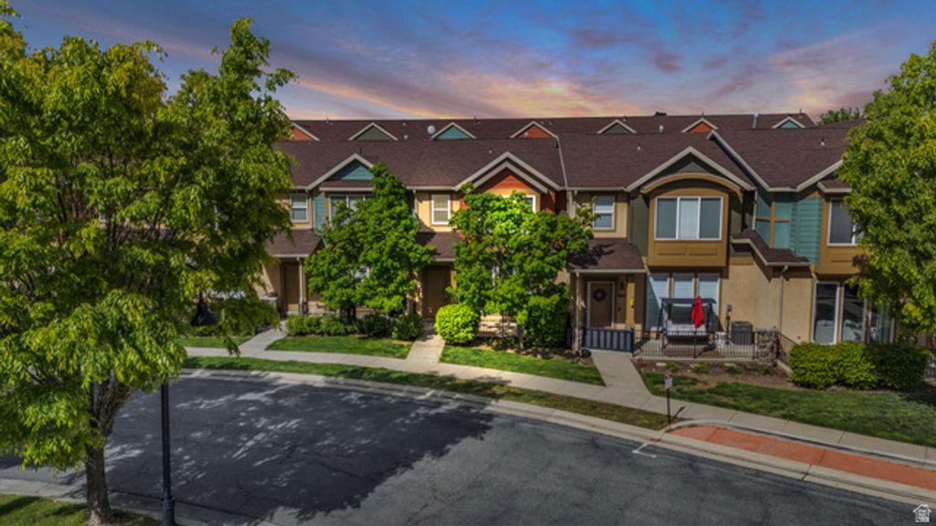 943 FARMINGTON XING, Farmington, UT 84025