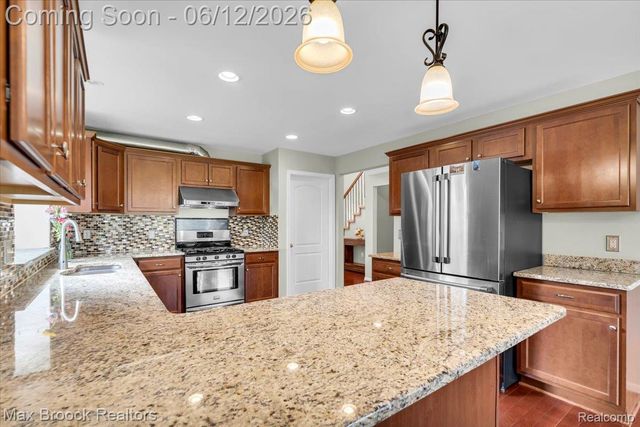 54265 Birchwood Drive, Lyon Charter Township, MI 48178