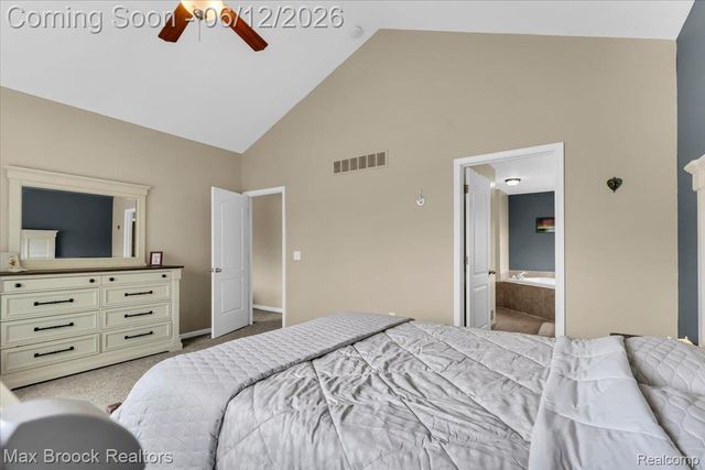54265 Birchwood Drive, Lyon Charter Township, MI 48178