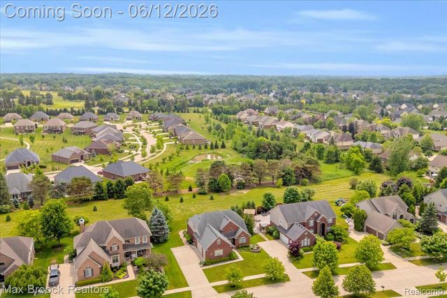 54265 Birchwood Drive, Lyon Charter Township, MI 48178