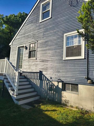 257 Bishop St, Framingham, MA 01702