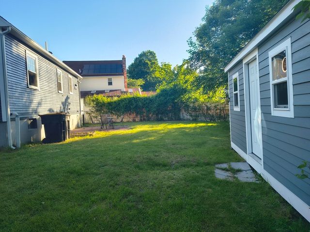 257 Bishop St, Framingham, MA 01702