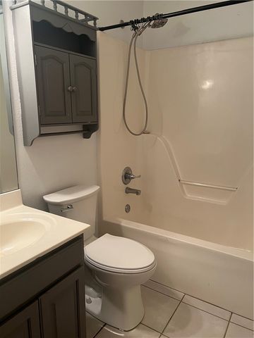 133 Fox Run Circle, Centerton, AR 72719