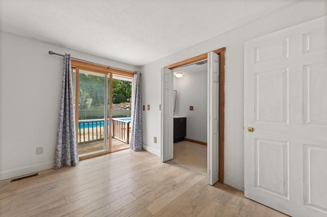 1 Gates Drive, Derry, NH 03038